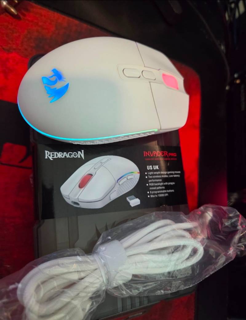 Mouse Gamer Sem Fio Redragon Invader Pro, RGB, 10000 DPI, 8 Botões, Wireless, Branco