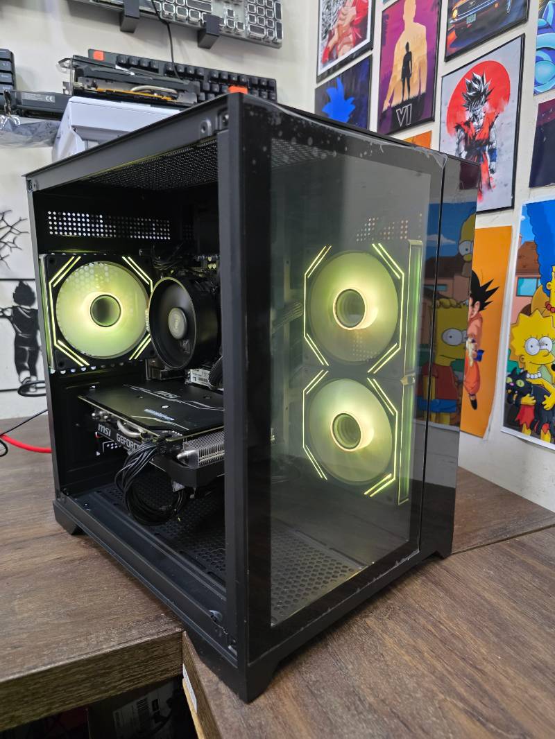 Ryzen 5 5600XT - RTX 5060 - 16GB DDR4 - PC GAMER