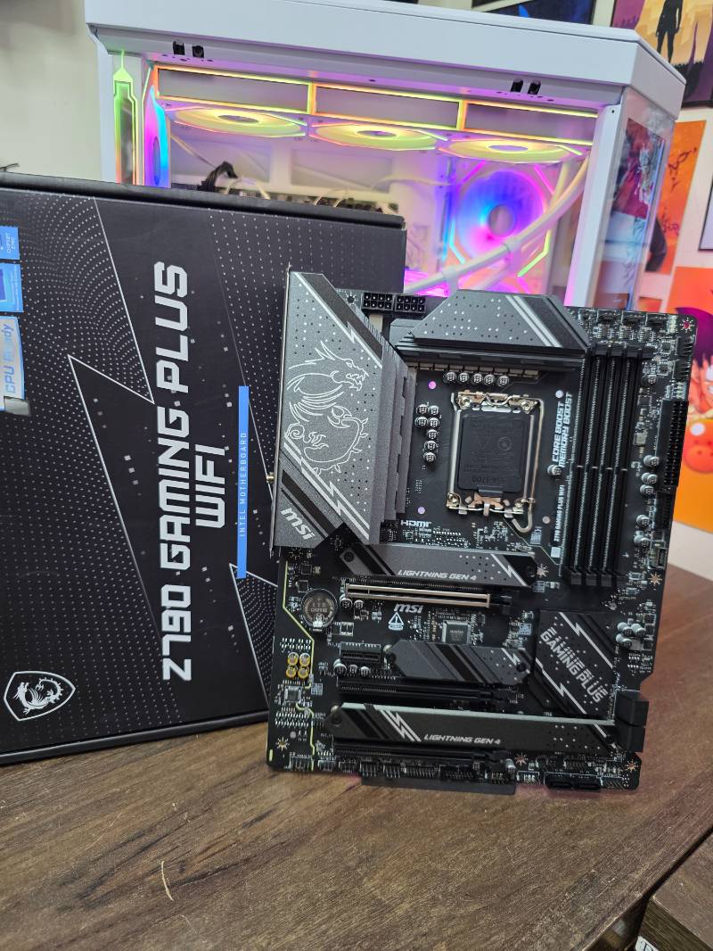 Z790 Placa Mãe MSI Gaming Plus, Intel, ATX, DDR5, RGB, Wi-Fi, Preto - Z790 GAMING PLUS WIFI