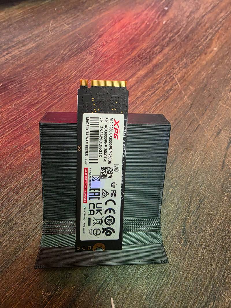 256GB SSD Adata XPG SX6000, 256GB, M.2, Leitura: 2100MB/s e Gravação: 1500MB/s, Preto - ASX6000PNP-256GT-C