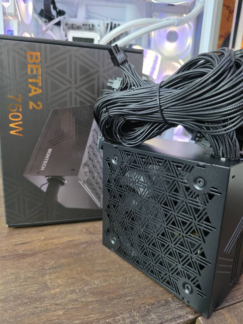 750w Fonte Montech Beta 2, 750W, Preto - BETA2750W