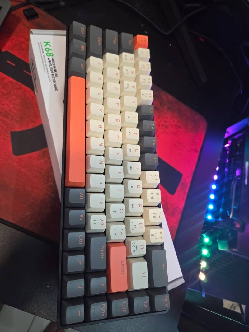 Teclado mecanico SEM fio K68 Mini 60% switch Red
