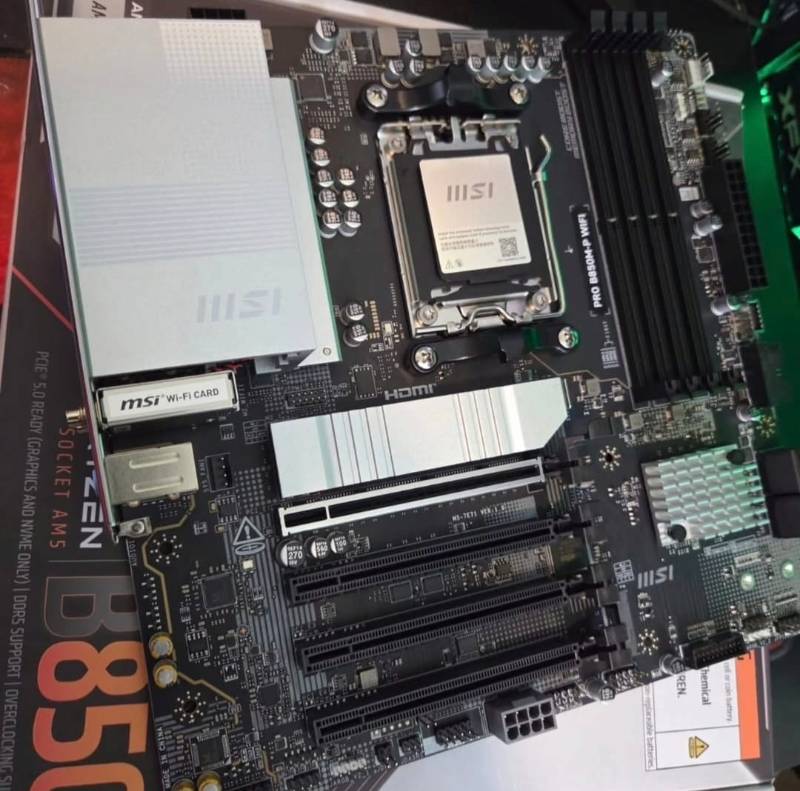 Placa Mae MSI Pro B850M-P Wifi, DDR5, Socket AMD AM5, M-ATX, Chipset AMD B850, PRO-B850M-P-WIFI