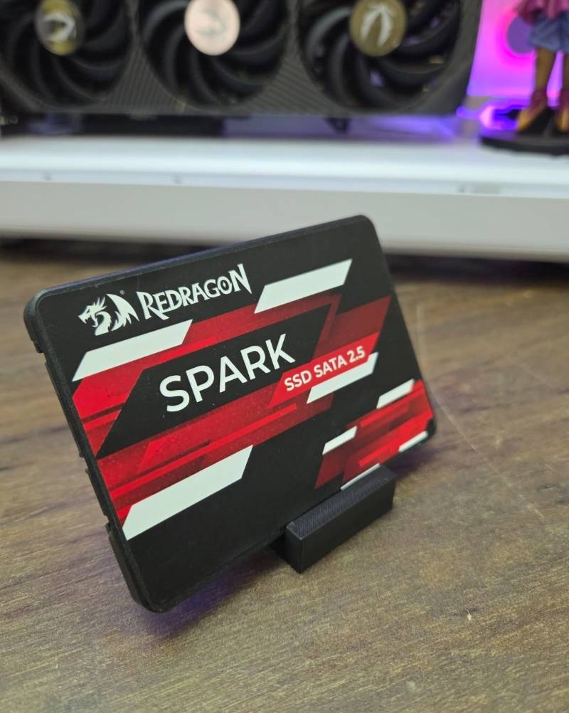 1TB SSD Redragon Spark, 960GB, 2.5, Sata III 6GB/s, Leitura 550 MB/s, Gravacao 420MB/s